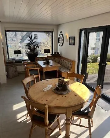 Maximin Guest house